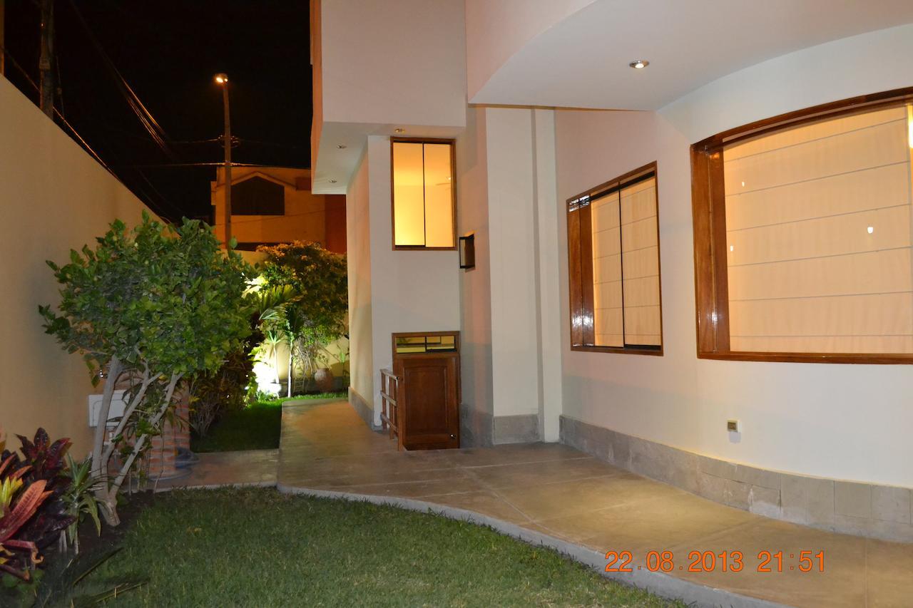 Hotel Brilia ชิมโบเต ภายนอก รูปภาพ