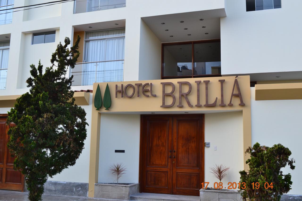 Hotel Brilia ชิมโบเต ภายนอก รูปภาพ