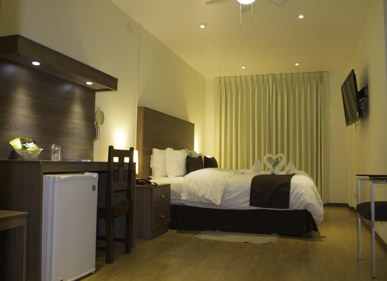 Hotel Brilia ชิมโบเต ห้อง รูปภาพ