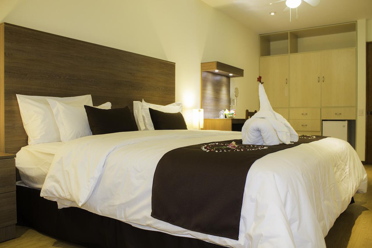 Hotel Brilia ชิมโบเต ห้อง รูปภาพ
