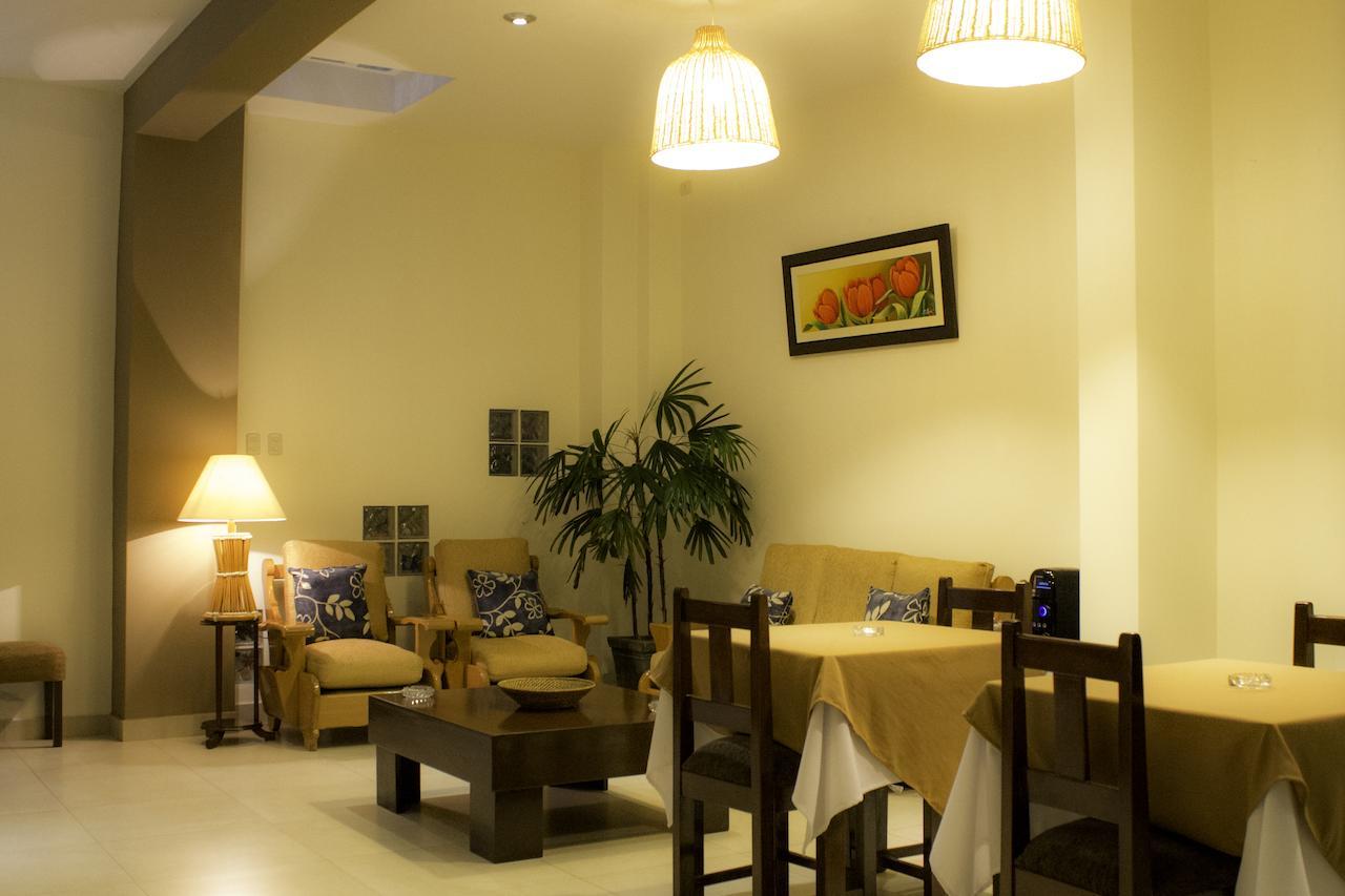 Hotel Brilia ชิมโบเต ภายนอก รูปภาพ